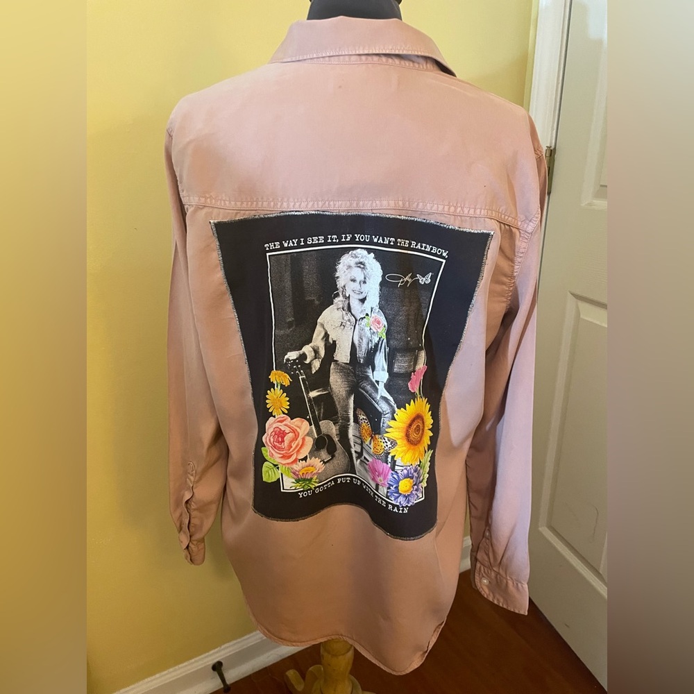 Women's Dusty Pink Floral Back-Patch Shirt Jacket Dolly Parton one of a kind